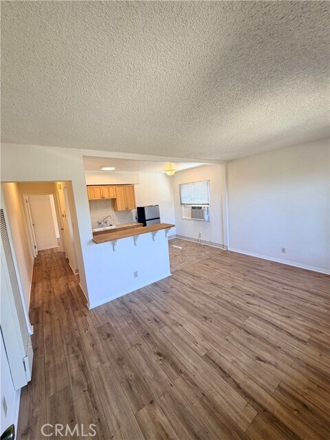 Foto del edificio - 751 W 26th St