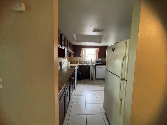 Building Photo - 9909 Sweepstakes Ln