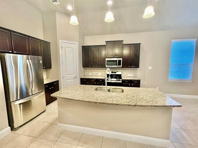 Foto del edificio - 21406 Greylag Dr