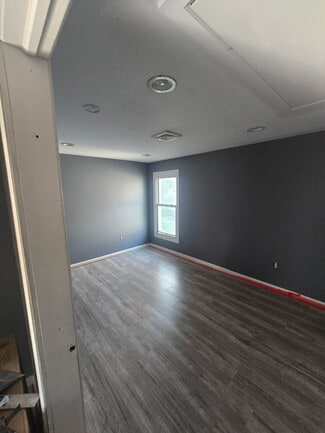 Building Photo - 169 Hawley St