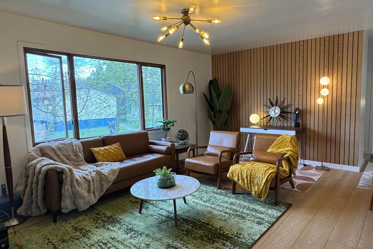 Foto principal - 1040 E 11th Ave