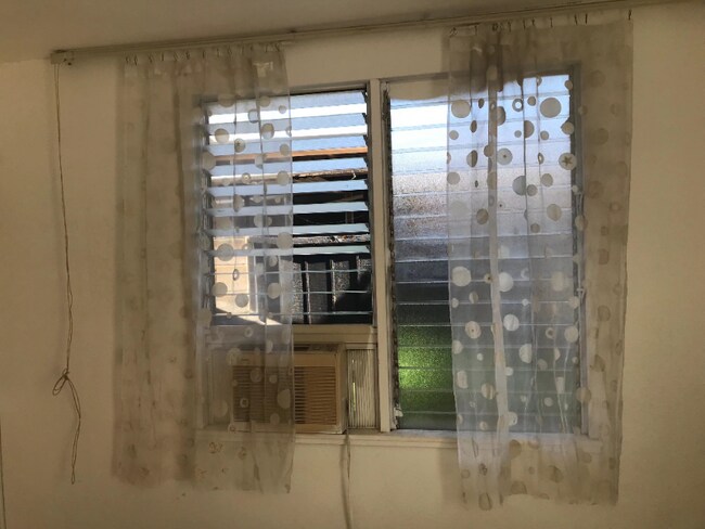 Building Photo - 95-174-174 Kahela St