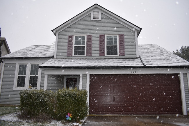 Building Photo - 3211 Southern Hills Dr