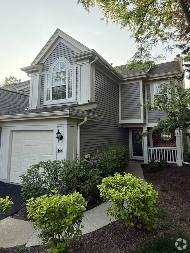 Building Photo - 842 Spring Creek Ct