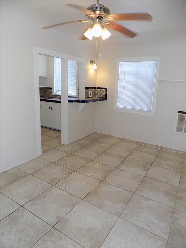 Foto principal - 1528 Bay View Ave