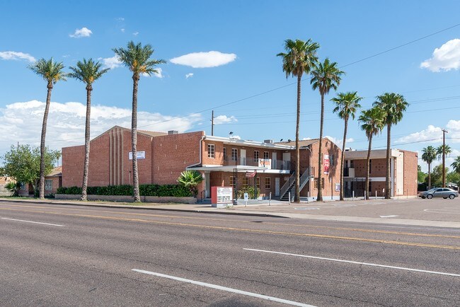 Foto del edificio - 1538 W McDowell Rd