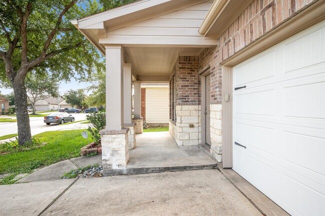 Foto del edificio - 14430 Cypress Meadows Dr