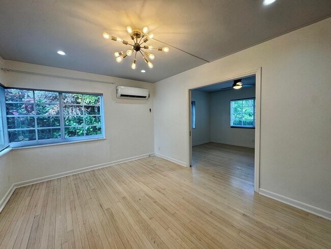 Building Photo - 210 S Ocean Blvd