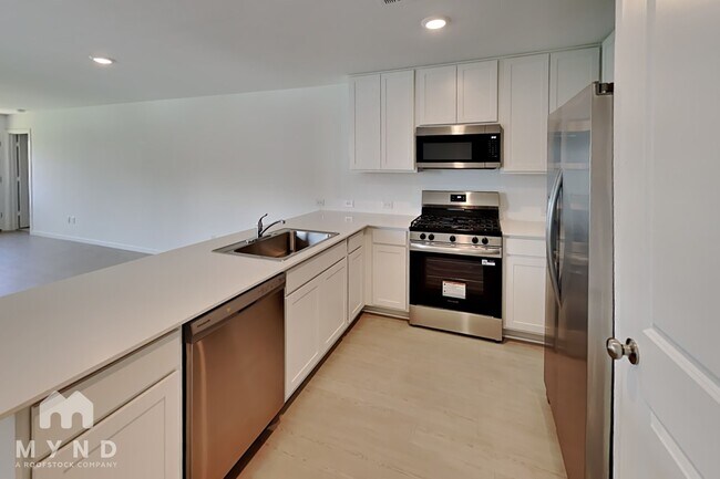 Foto del edificio - 922 Lago Laceno Ln