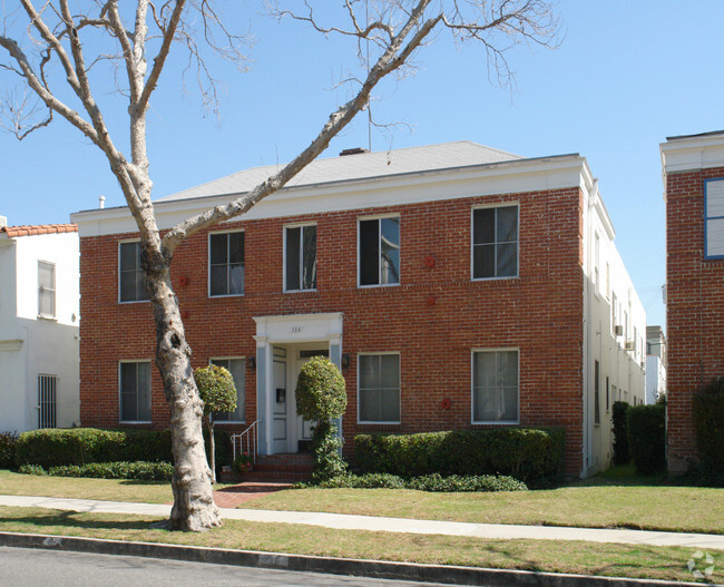Building Photo - 136 S Canon Dr