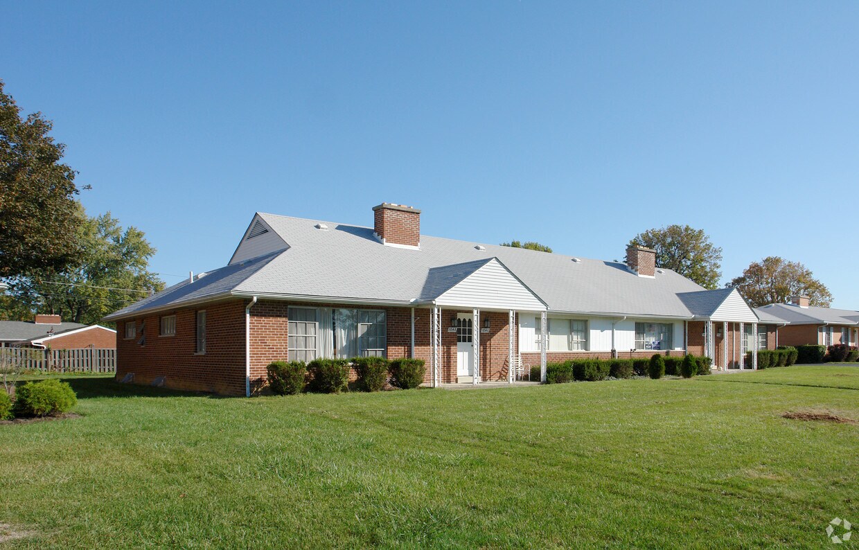 Foto del edificio - 1842-1848 Ridgecliff Rd