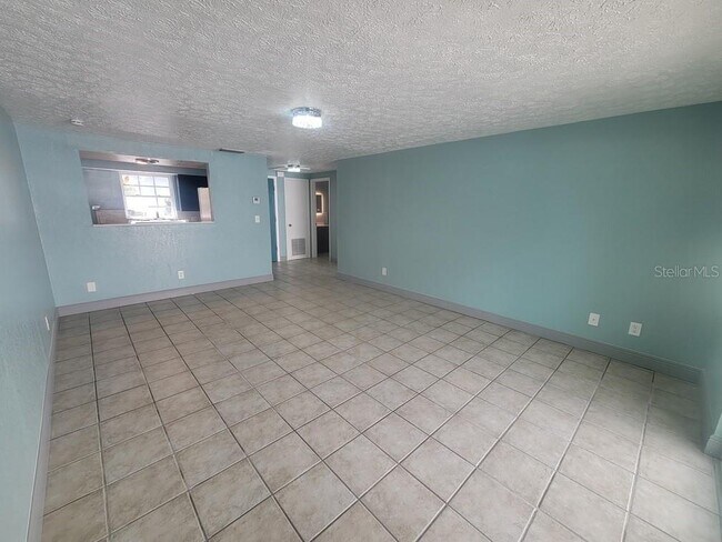 Foto del edificio - 5711 Silver Spur Dr