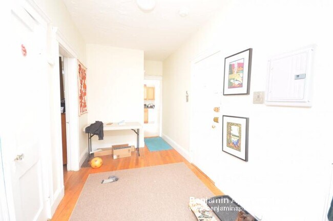 Foto del edificio - 119 Sutherland Rd