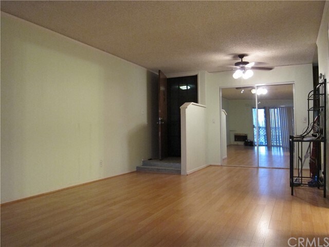 Building Photo - 3565 Linden Ave