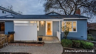 Building Photo - 1679 Alameda de las Pulgas