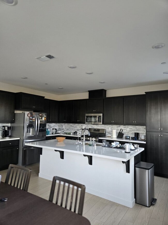 Building Photo - 2413 Village Square Blvd