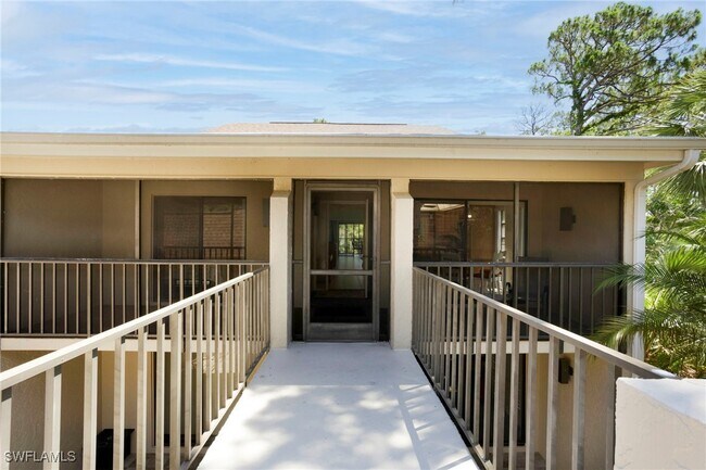 Foto del edificio - 15400 Cedarwood Ln