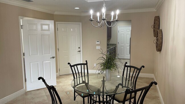 Building Photo - Unfurnished Annual Rental