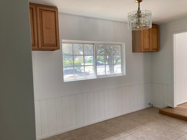 Dining - 1820 E Orange Grove Blvd