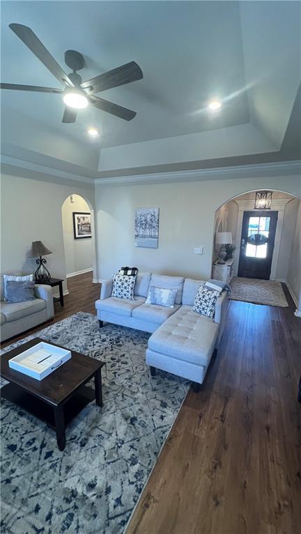 Building Photo - 2584 N Shadow Crest Dr