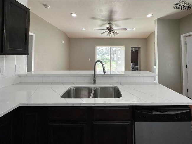 Building Photo - 1033 Westerly Pl