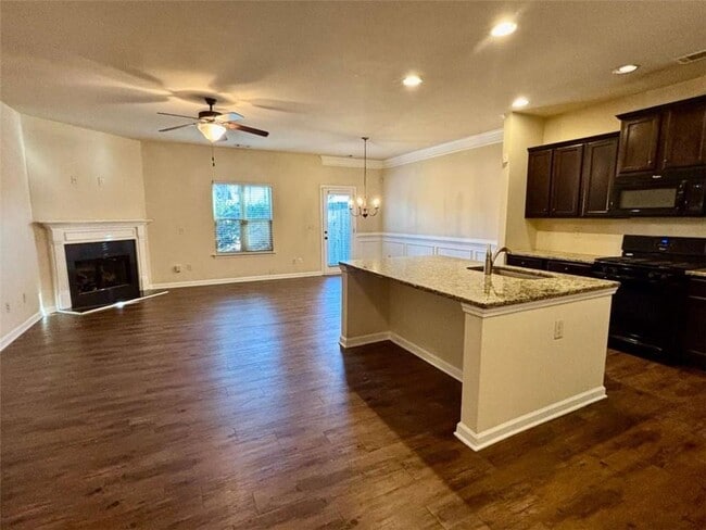 Foto del edificio - 2723 Morgan Glen Rd NE