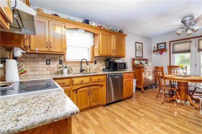 Foto del edificio - 1235 Cheatham Ct