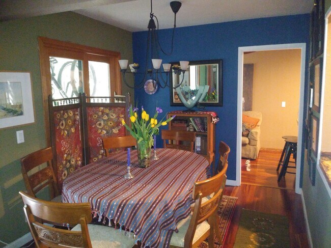 Building Photo - 20812 4th St