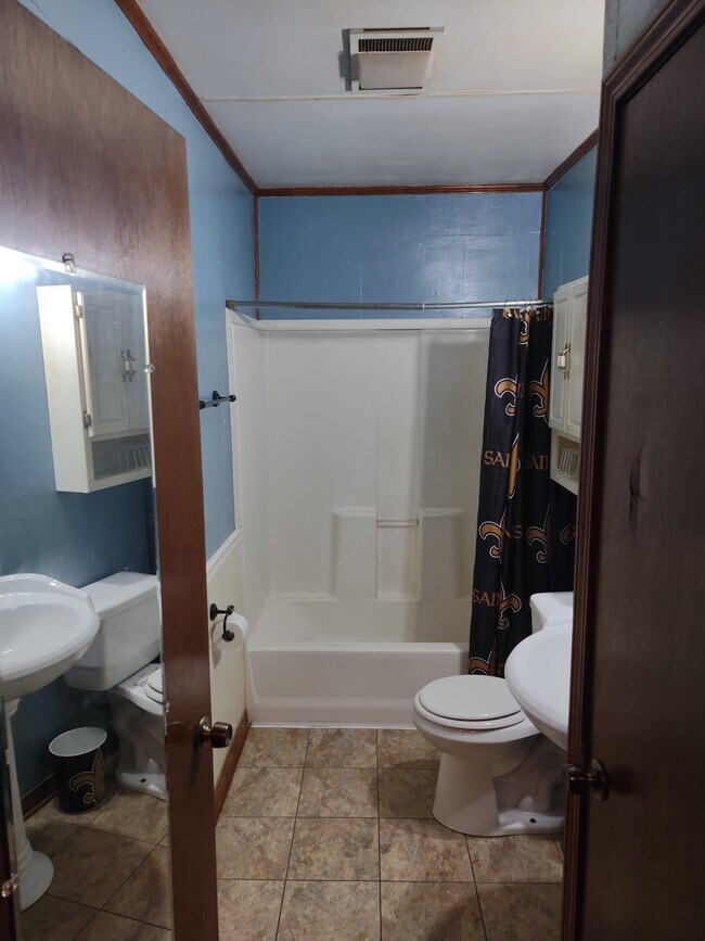 Baño - 113 Thelma Dr