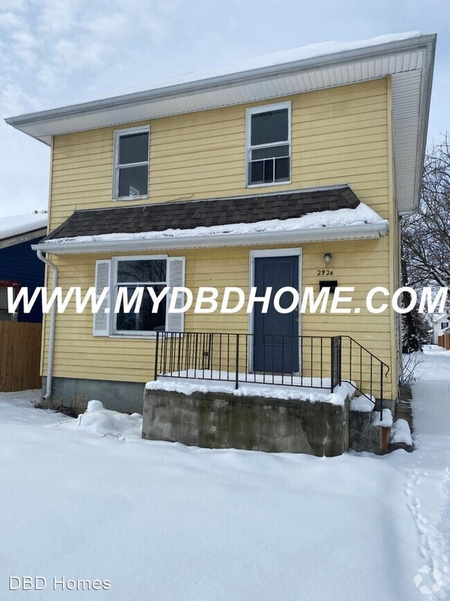 Oxford Apartments under 2,000 Fort Wayne, IN