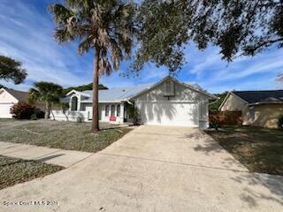 Building Photo - 708 Fishtail Palm Blvd