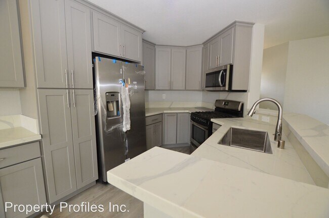 Building Photo - 3 br, 2.5 bath House - 98-1911B KAAHUMANU ...