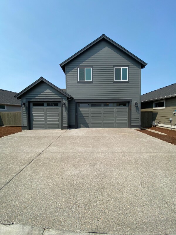 Building Photo - 4246 SE 63rd Ave