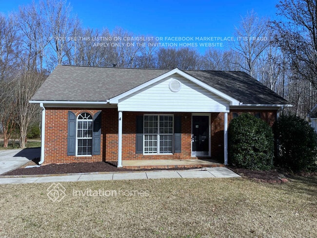 Building Photo - 507 Meadowbrook Dr