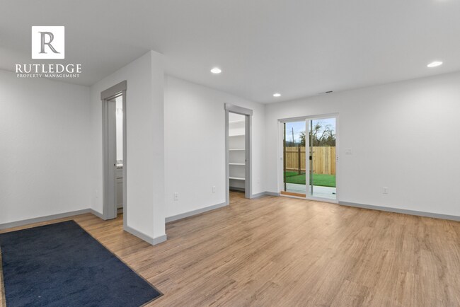 Foto del edificio - 346 Beechwood Way