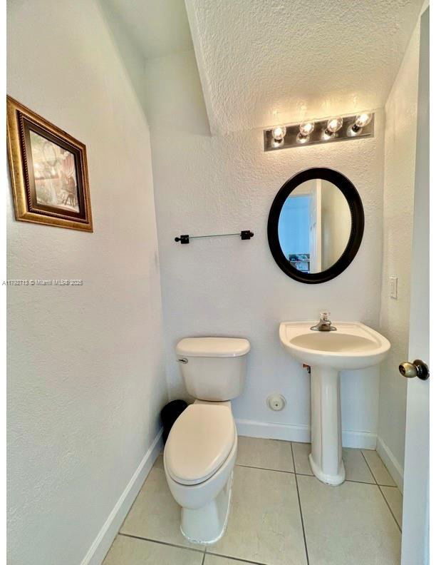 Foto del edificio - 3141 NE 3rd Dr