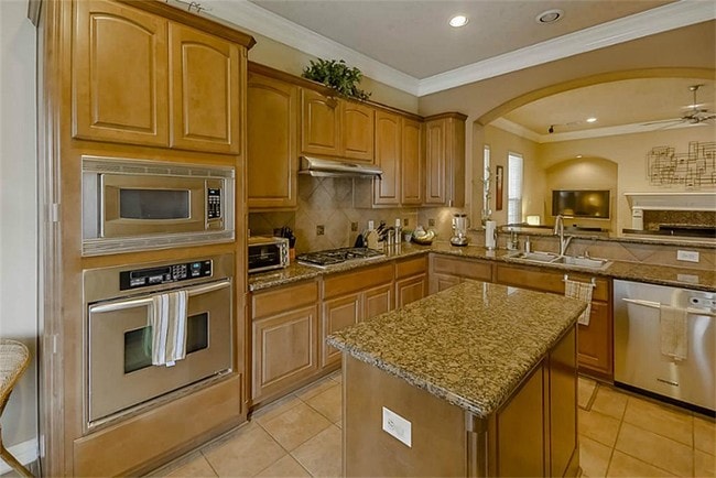 Building Photo - 1107 Sopris Dr