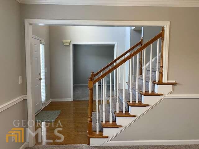 Building Photo - 375 Hunters Creek