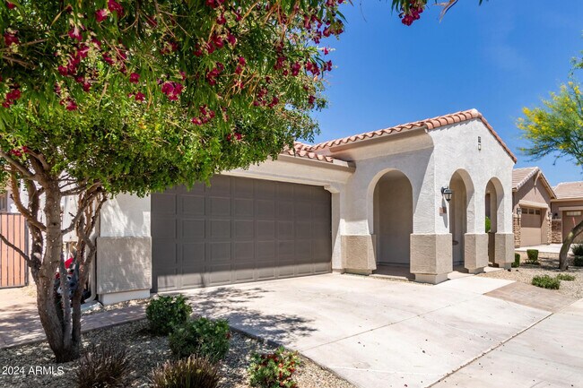 Foto del edificio - 9746 E Tumbleweed Ave