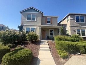 Building Photo - 1839 Yellowwood Ave