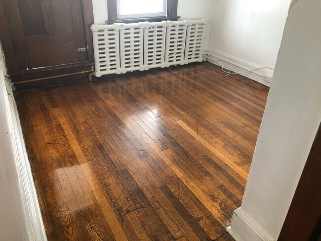 Foto del edificio - 715 Myrtle Ave