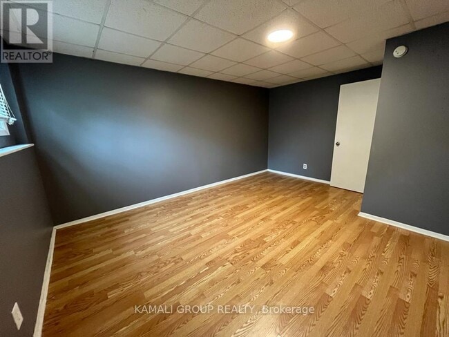 Building Photo - 38 Mayfair Dr