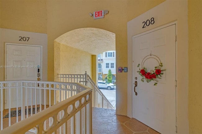 Building Photo - 8838 W Flagler St