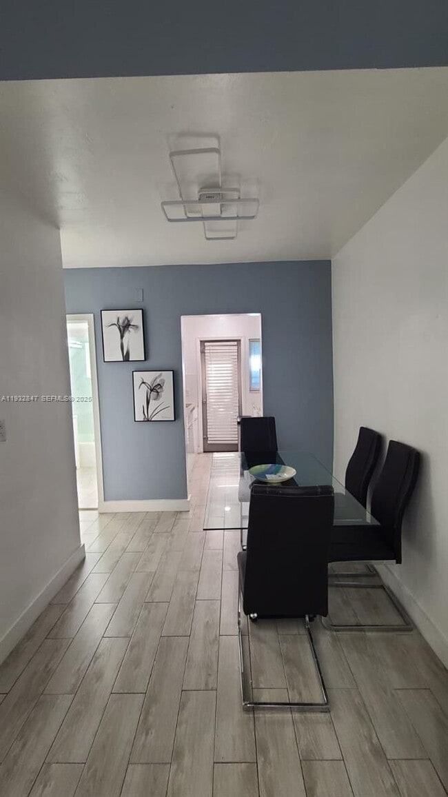 Building Photo - 761 Euclid Ave