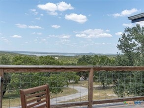 Building Photo - 268 White Oak Dr