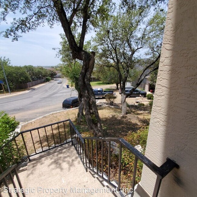 Building Photo - 4 br, 2.5 bath House - 19006 Green Knoll