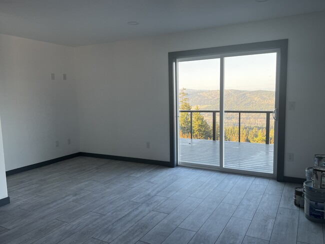 Living Room - 10118 N Milbrath Ln