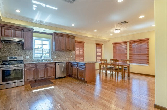 Foto del edificio - 1120 Columbia Rd