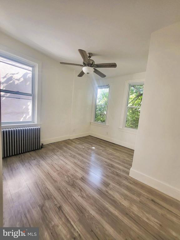 Foto del edificio - 1319 N 51st St