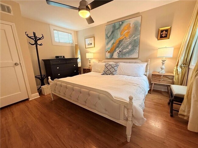 Foto del edificio - 611 Lyons St